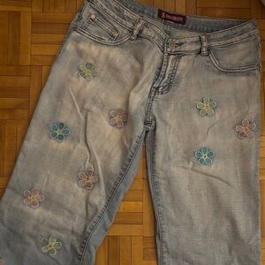 Stylish Blue Embroidered Women's Jeans